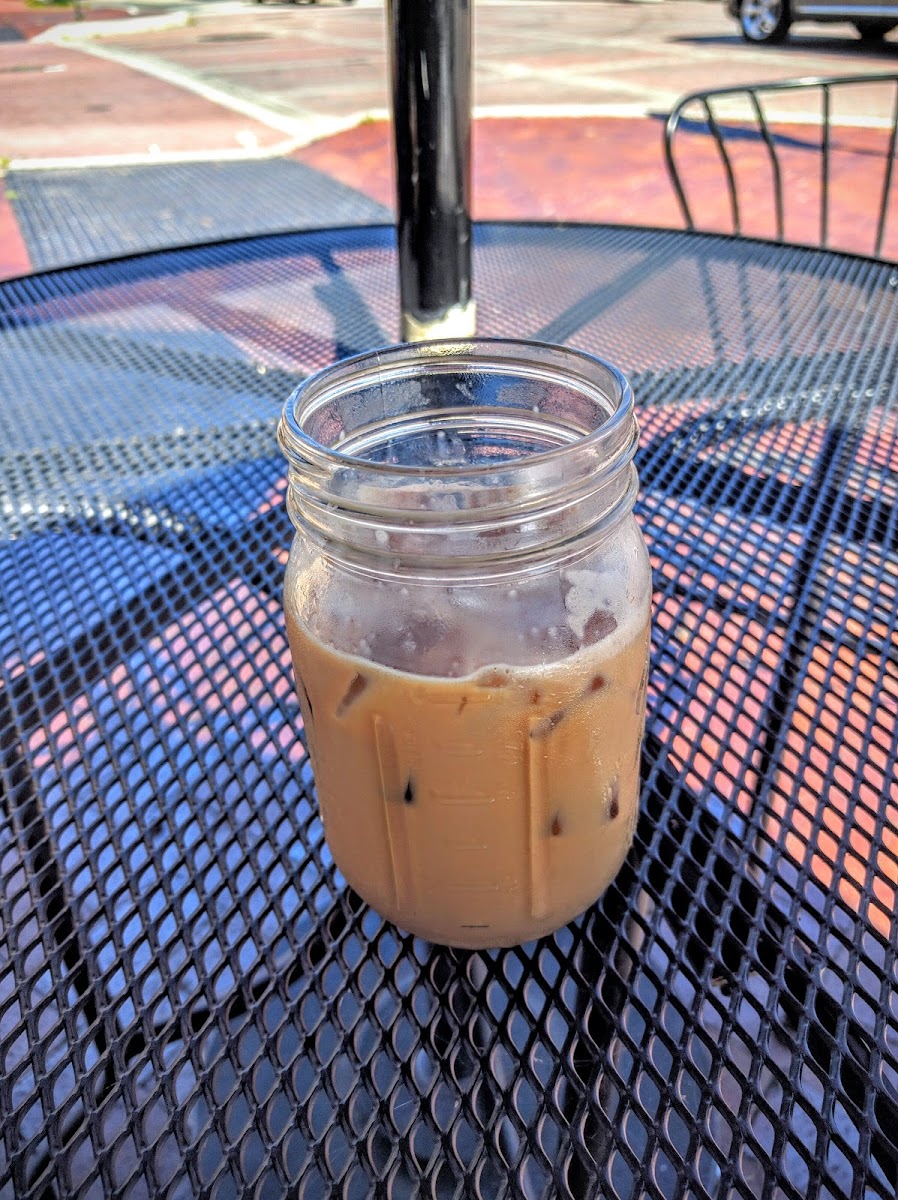 Little Amps Coffee-9